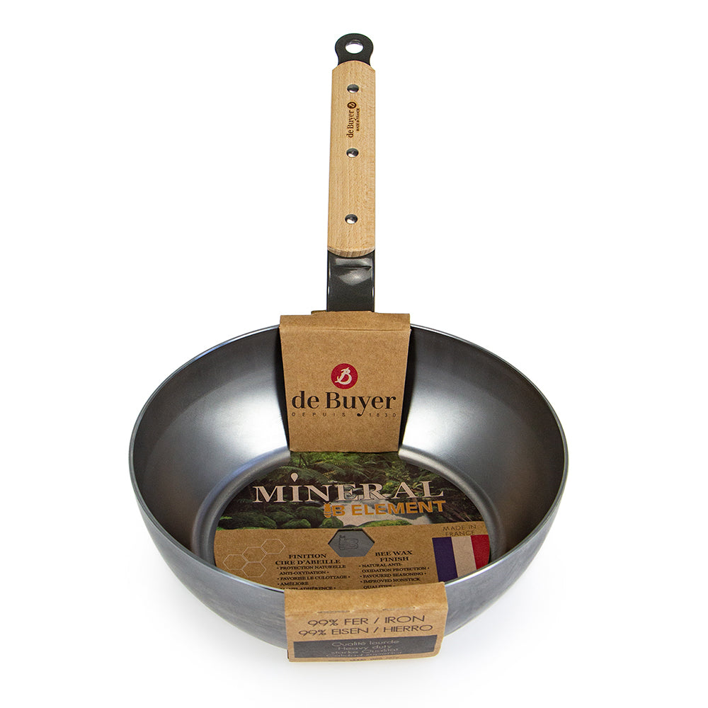 De Buyer Mineral B Elements Country Frypan with Wooden Handle